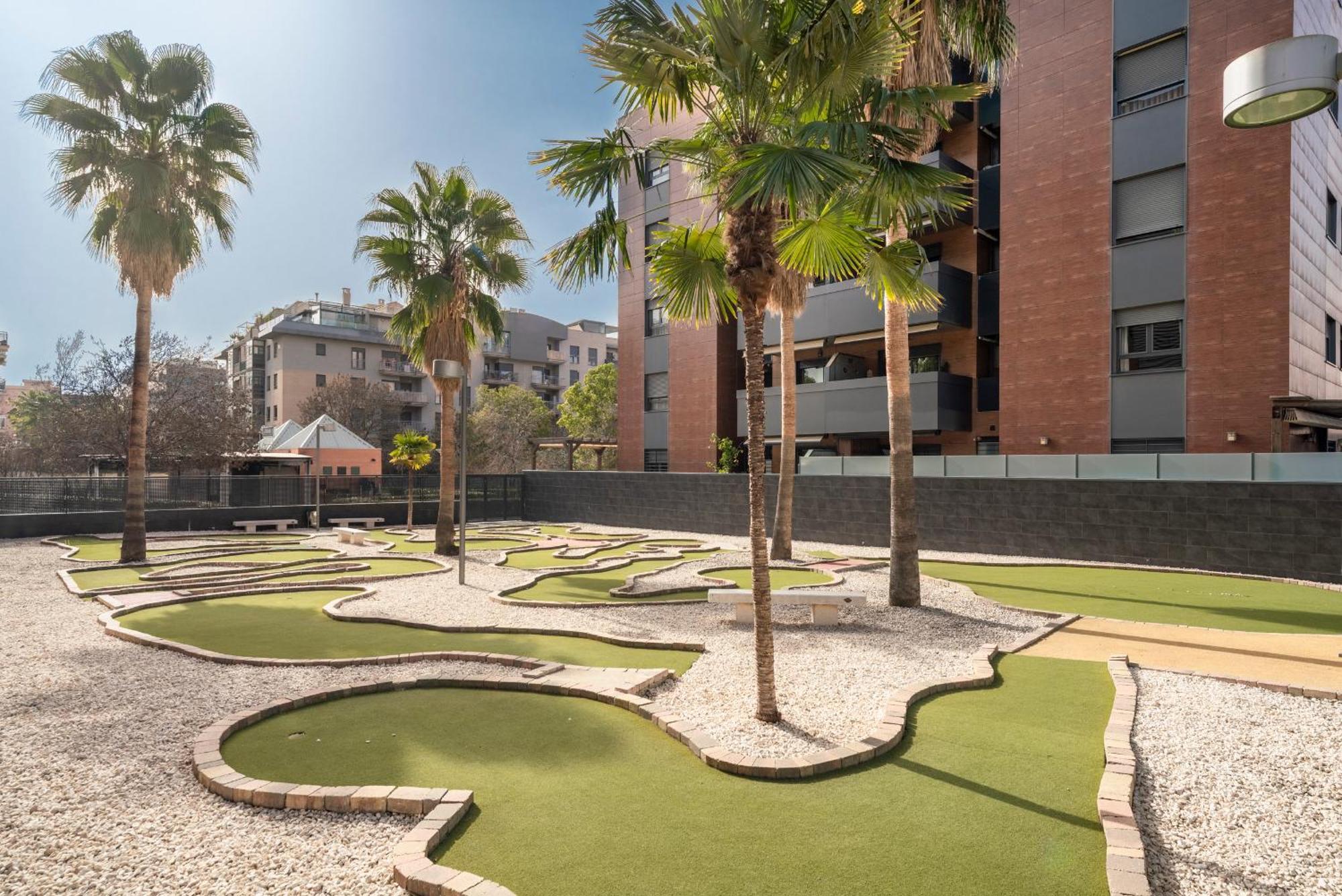 Enjoygranada Emir 3B Y Parking Apartment Luaran gambar
