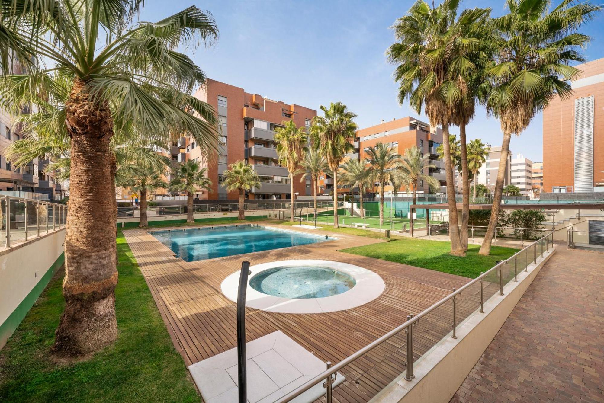 Enjoygranada Emir 3B Y Parking Apartment Luaran gambar